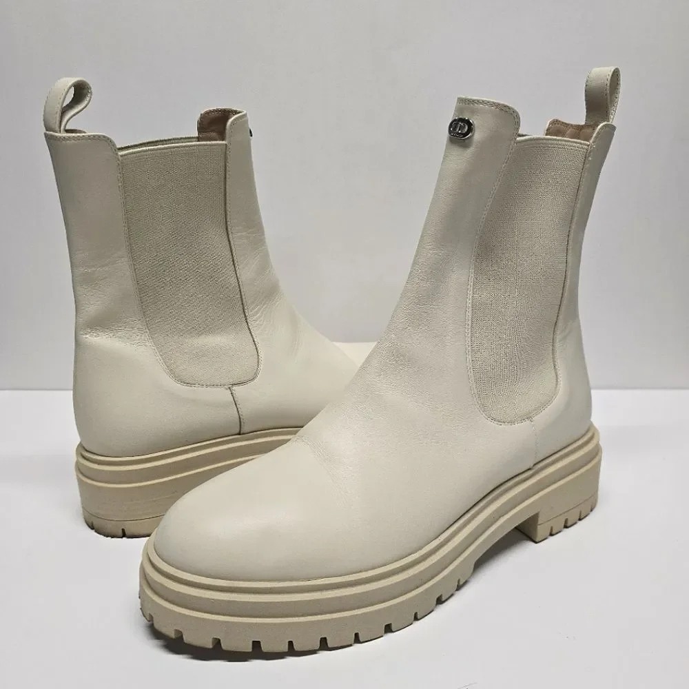 Dee Ocleppo Snowy Day Ivory Cream Leather Chelsea Boots Women's 9 ITALY